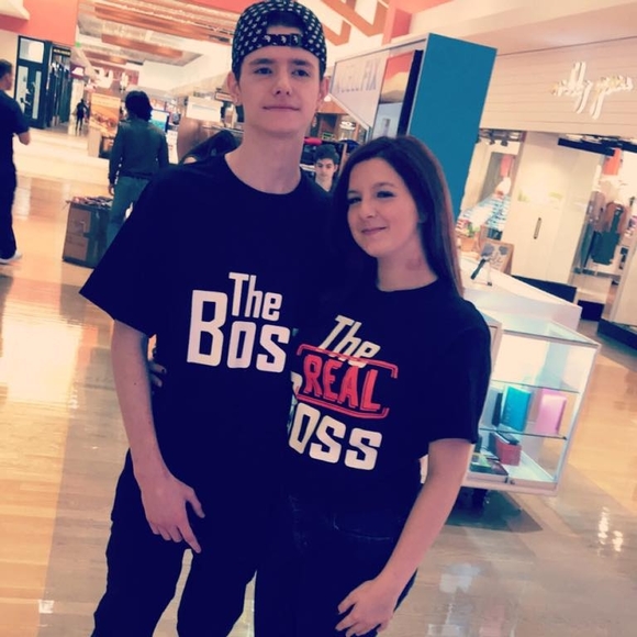 Meet your Posher, Lucia - Picture 1 of 1